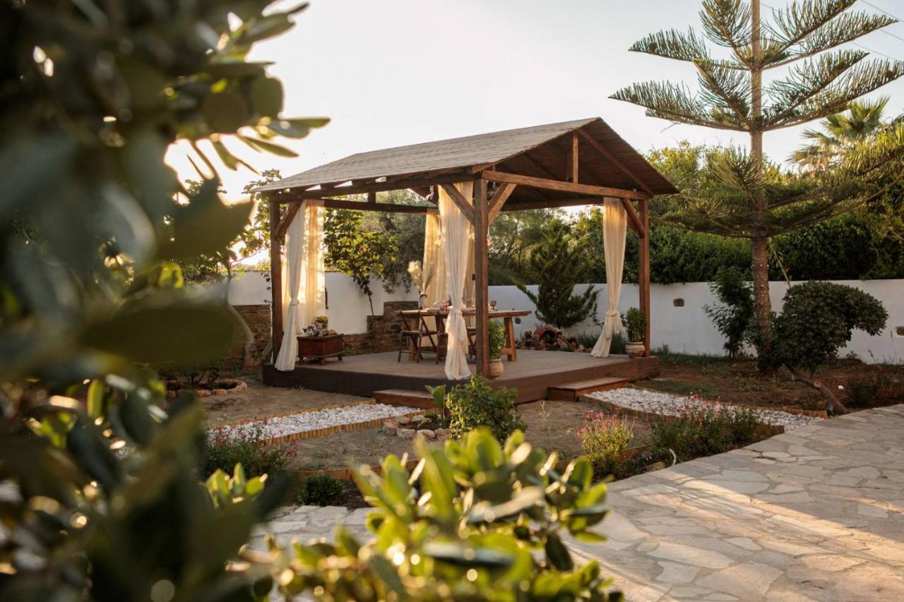 Naxos Chora Villa "Vaporias" With Amazing Garden Naxos City Exterior foto